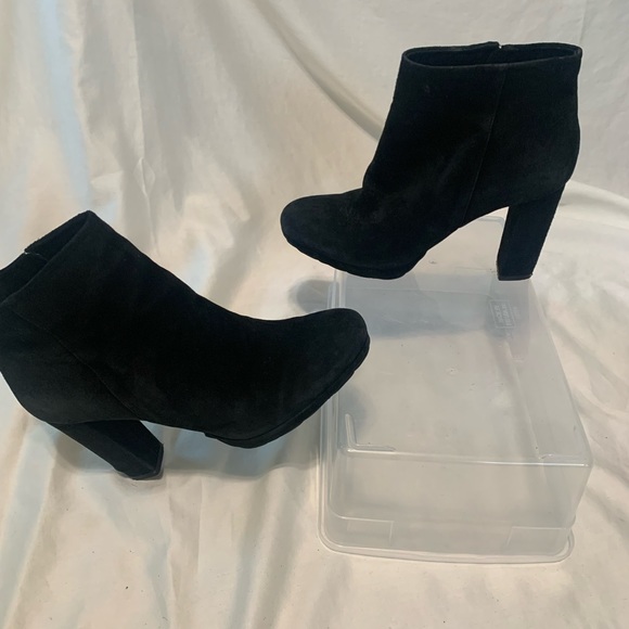 Vince Camuto suede heeled boots size 7 1/2 - Picture 2 of 10